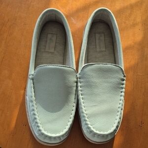 NWOB Leather My Slippers In Mint Green. Size 10